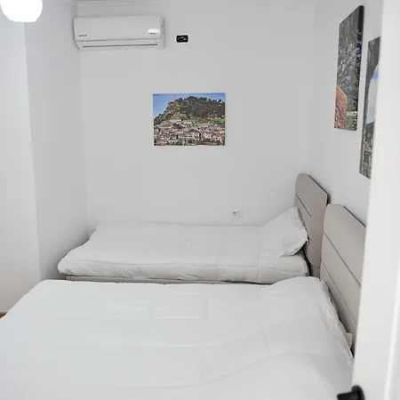 בית הארחה Edis בראט